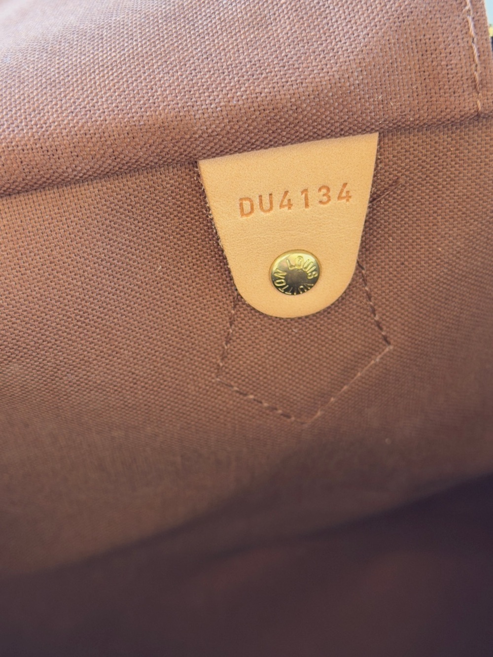Louis Vuitton Speedy 40 Classic Monogram Canvas France w/ Box, Dust Bag Lock Key - Picture 9 of 10